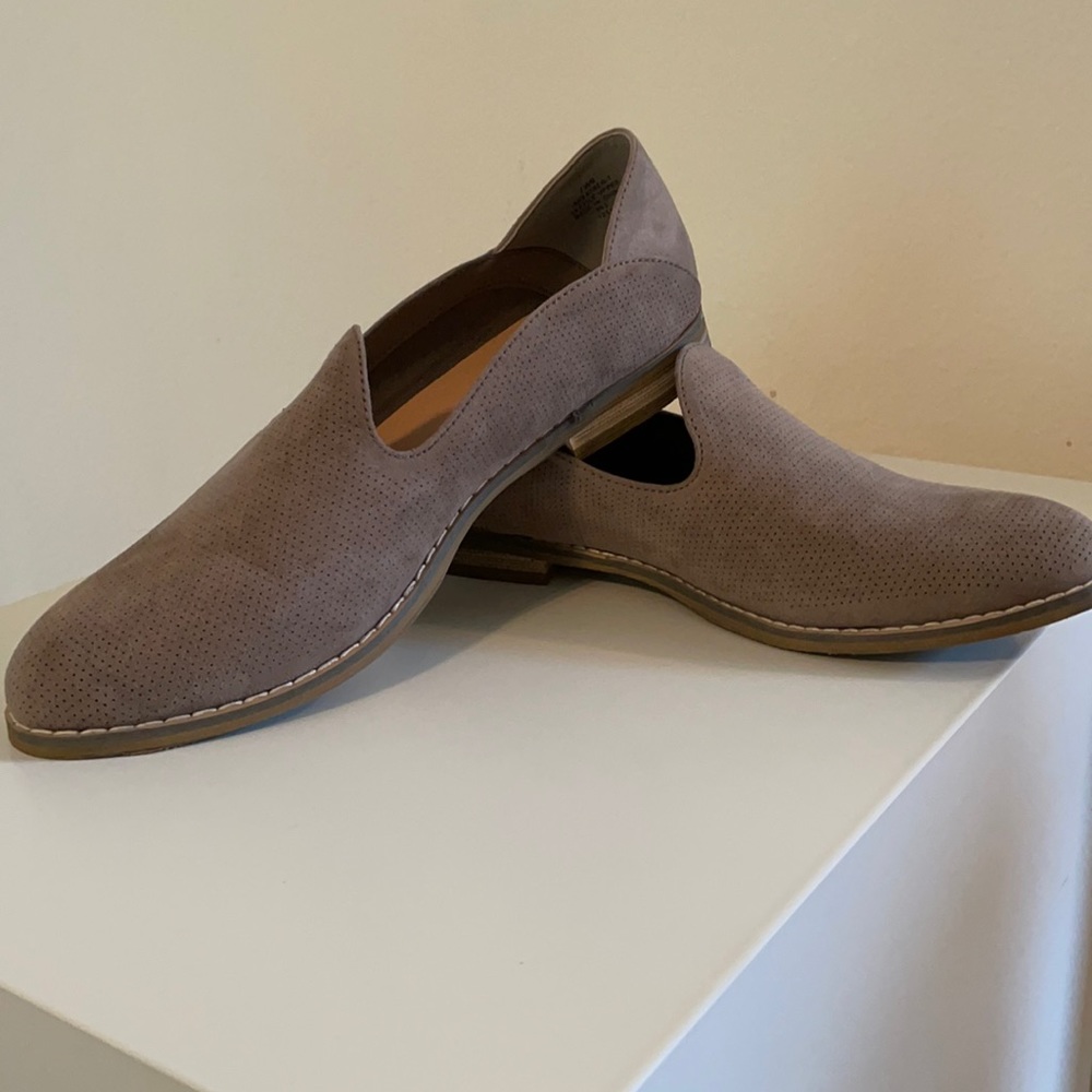 Cute dress up or down flats